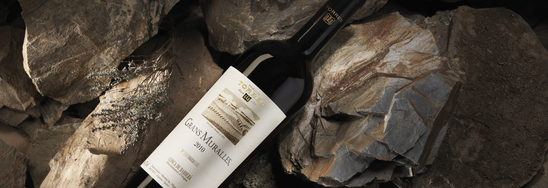 GRANS MURALLES 2018 赤ワイン 750ml Familia Torres Grans Muralles 2018 | Wine.com